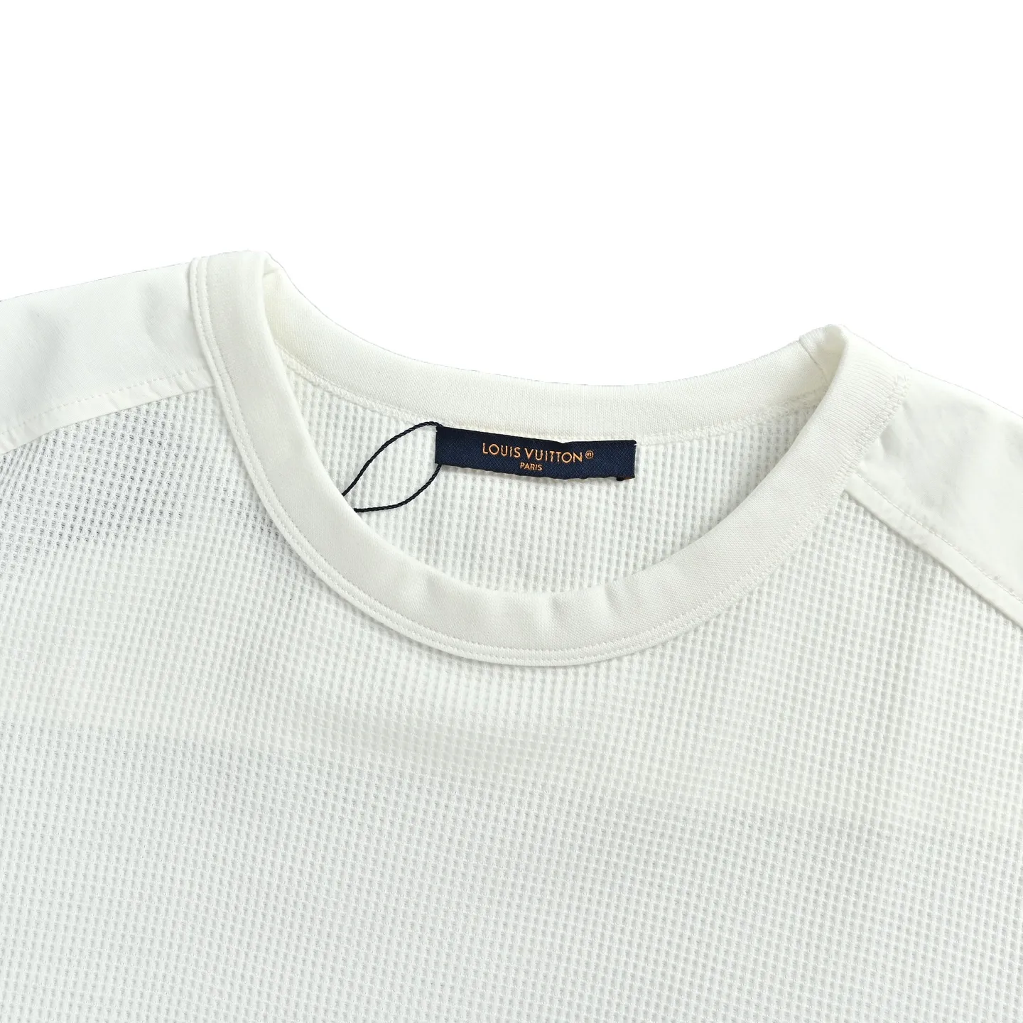 Louis Vuitton/ T